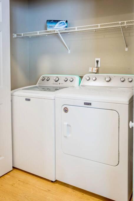 Life'S A Breeze - Updated 3Br 5Min To Pcola Beach Gulf Breeze Exteriör bild