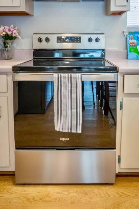 Life'S A Breeze - Updated 3Br 5Min To Pcola Beach Gulf Breeze Exteriör bild