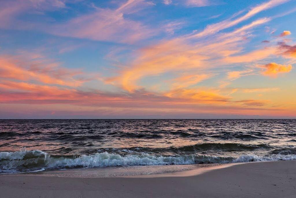 Life'S A Breeze - Updated 3Br 5Min To Pcola Beach Gulf Breeze Exteriör bild